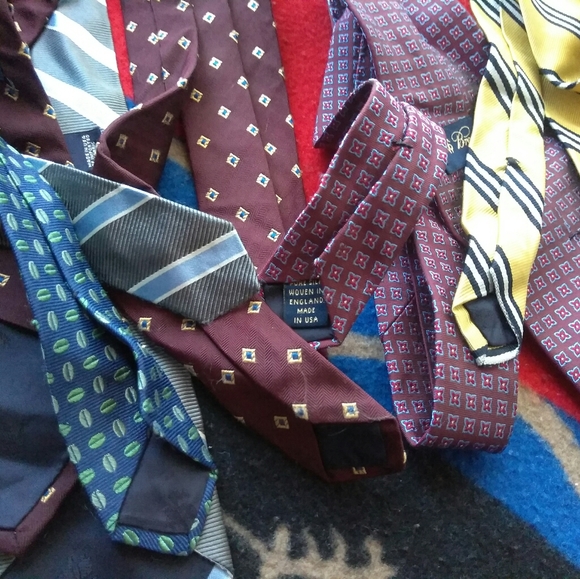Brooks Brothers Silk Tie Bundle - Picture 4 of 8